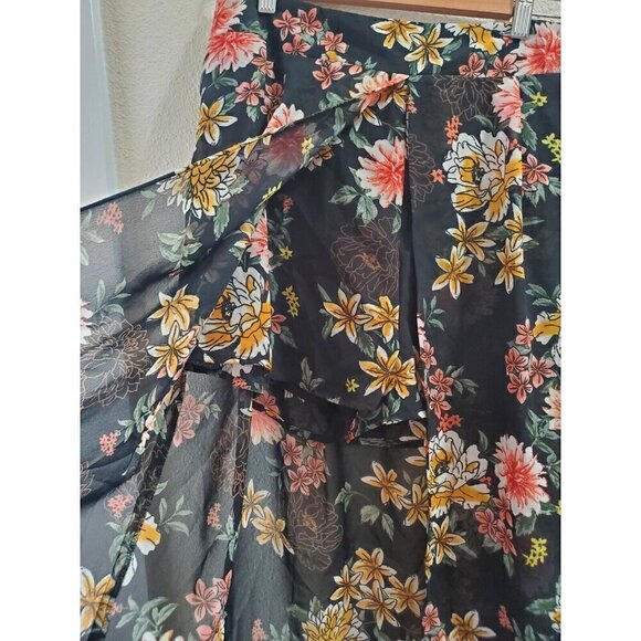 Live 4 Truth Shorts W/overlay maxi Women's Size L Black Floral Pattern NWT - Picture 3 of 8